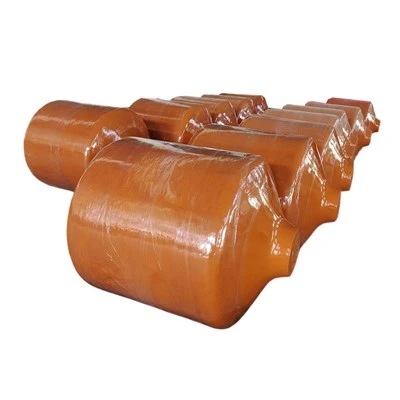 Ailes marines remplies de mousse